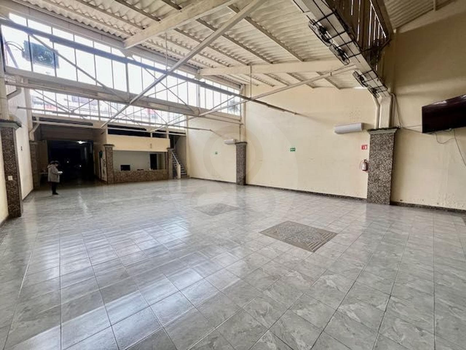 Edificio en venta en Santa María la Ribera - 1