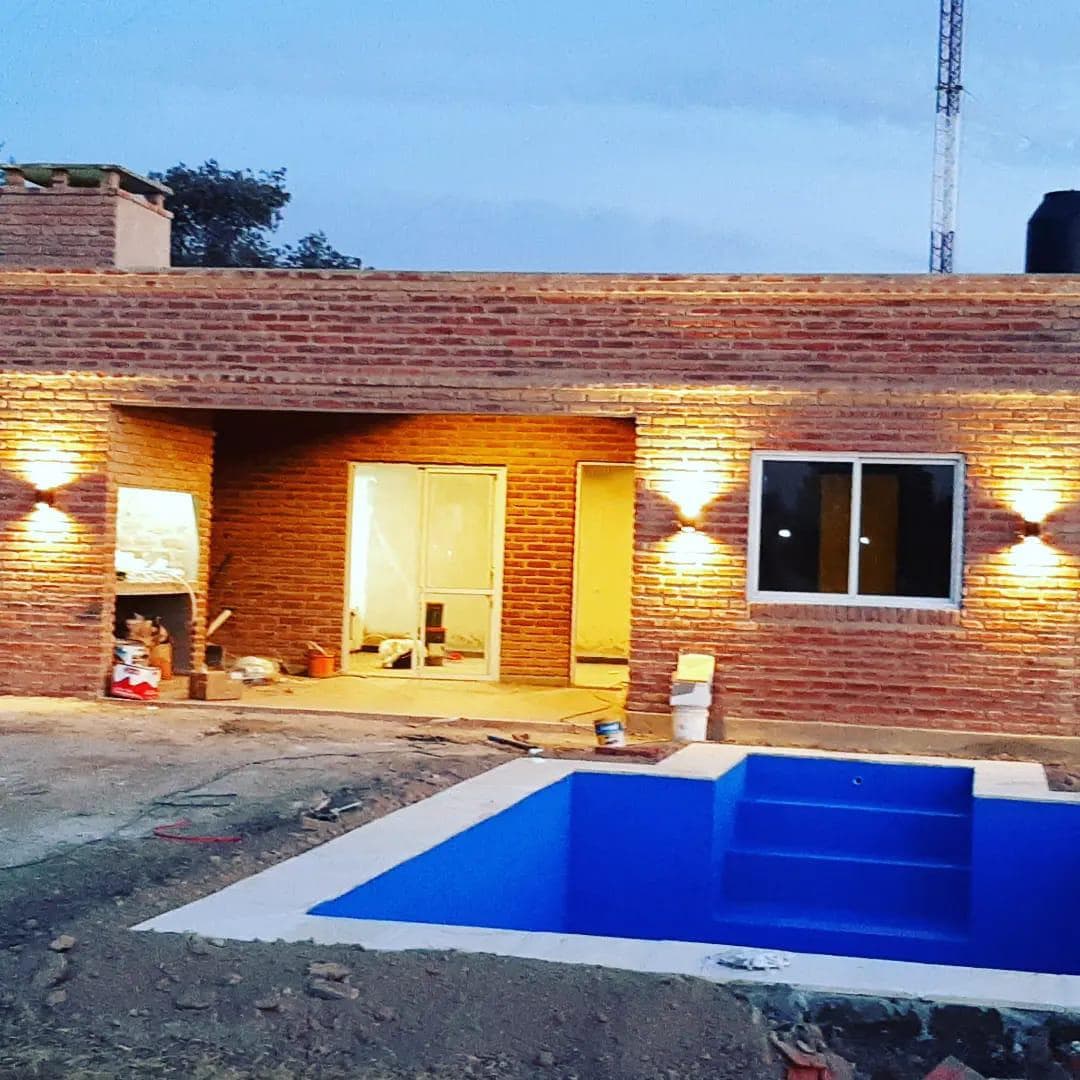 Casa en Venta - 1 Dormitorio 1 Baño - 445 mts - San Miguel del Monte, Buenos Aires - 1