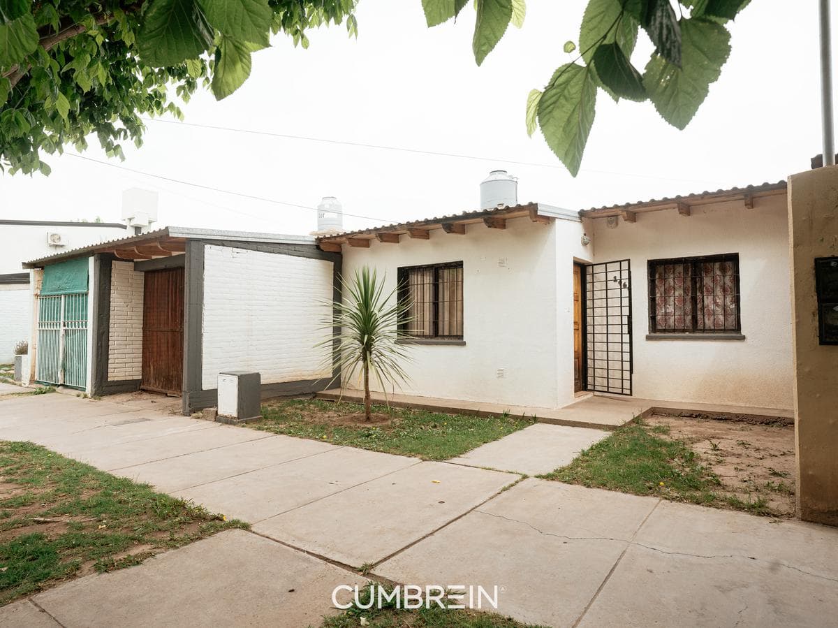 Casa en Barrio Alberdi - San Rafael - 1