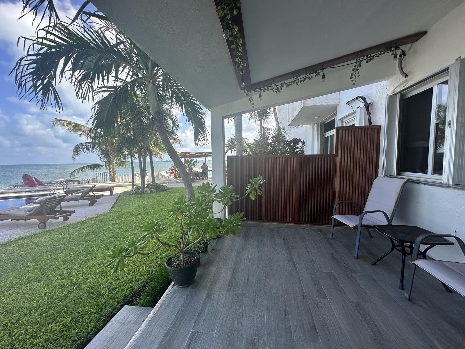 Casa frente al mar en venta - 1