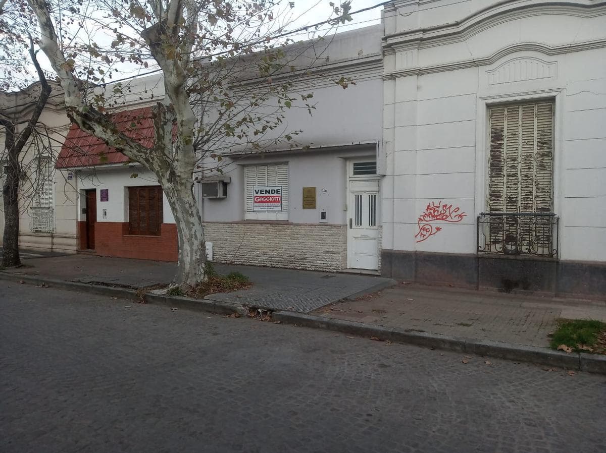 Casa - Barrio 30 de Octubre - 1