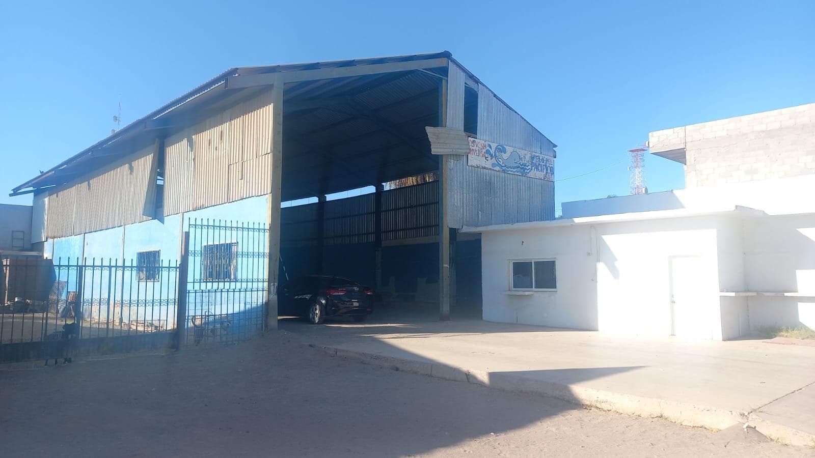 Terreno con local comercial, Zona Centro, Ciudad Constitucion, B.C.S. - 1