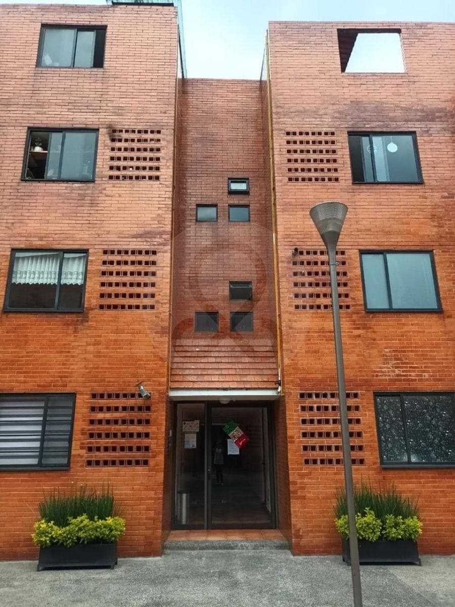 Álvaro Obregón Av centenario - 1