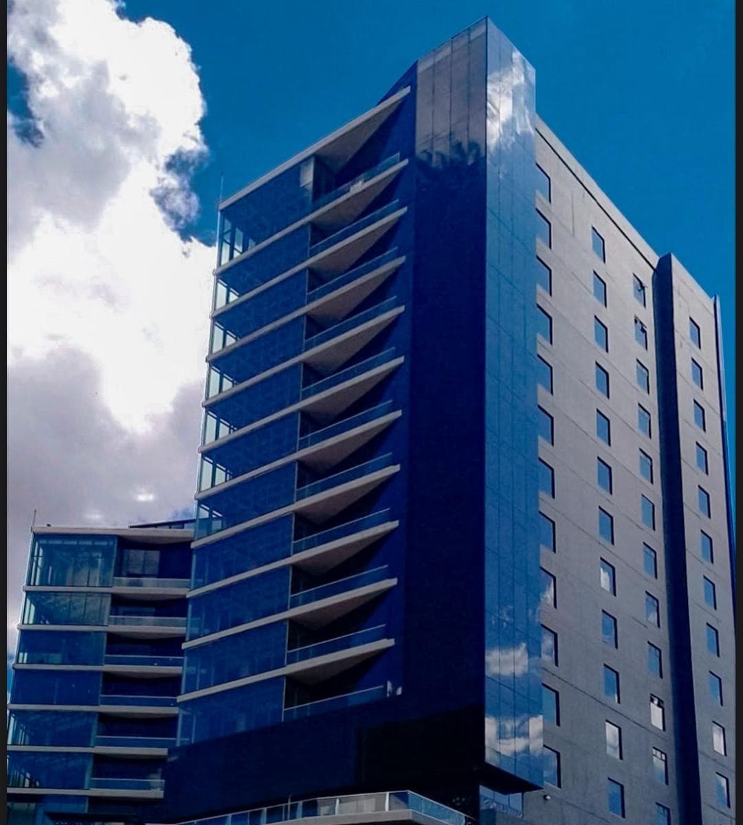 Oficina en renta en periférico de la juventud - 1