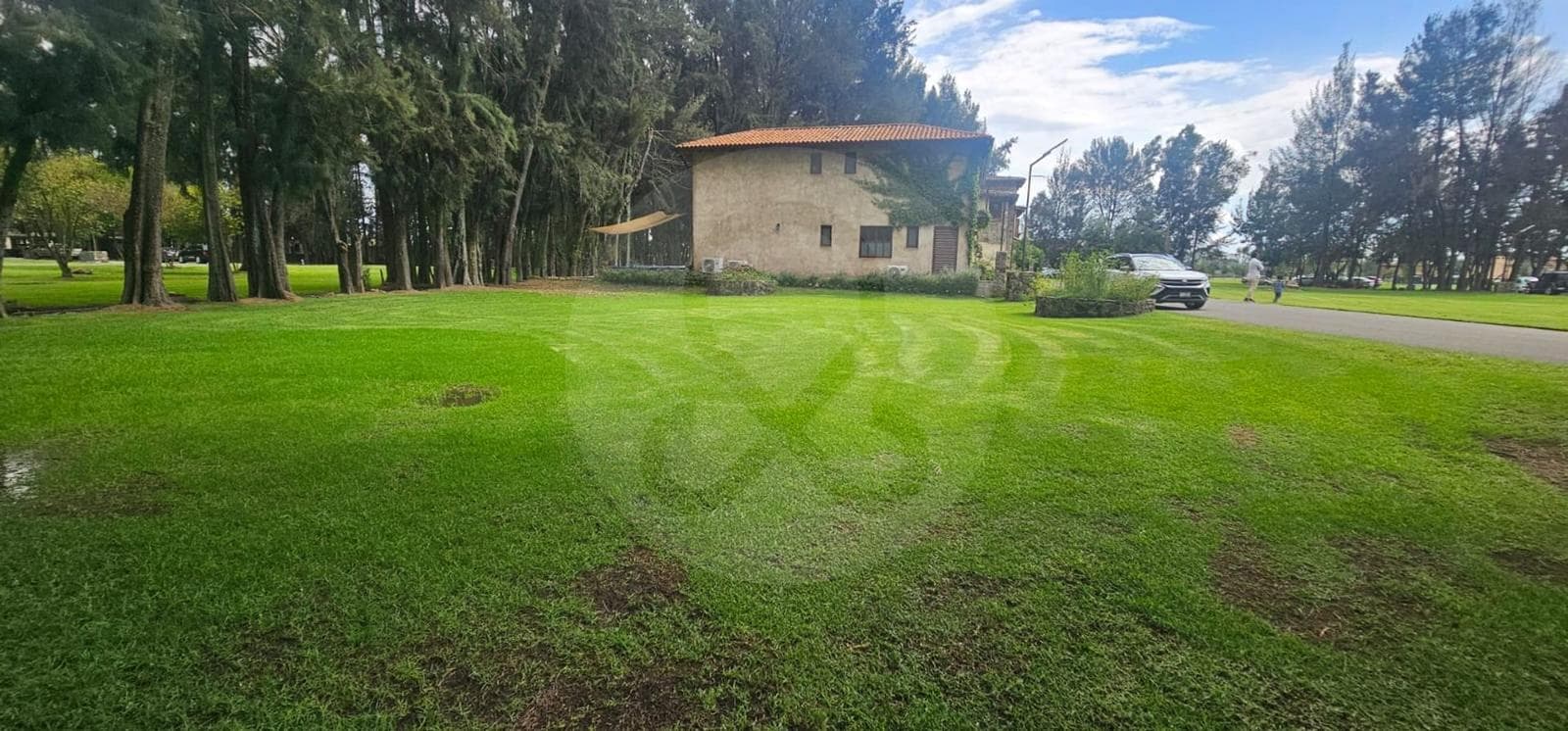 Terreno en Venta en el Exclusivo Fraccionamiento Val´Quirico - 1