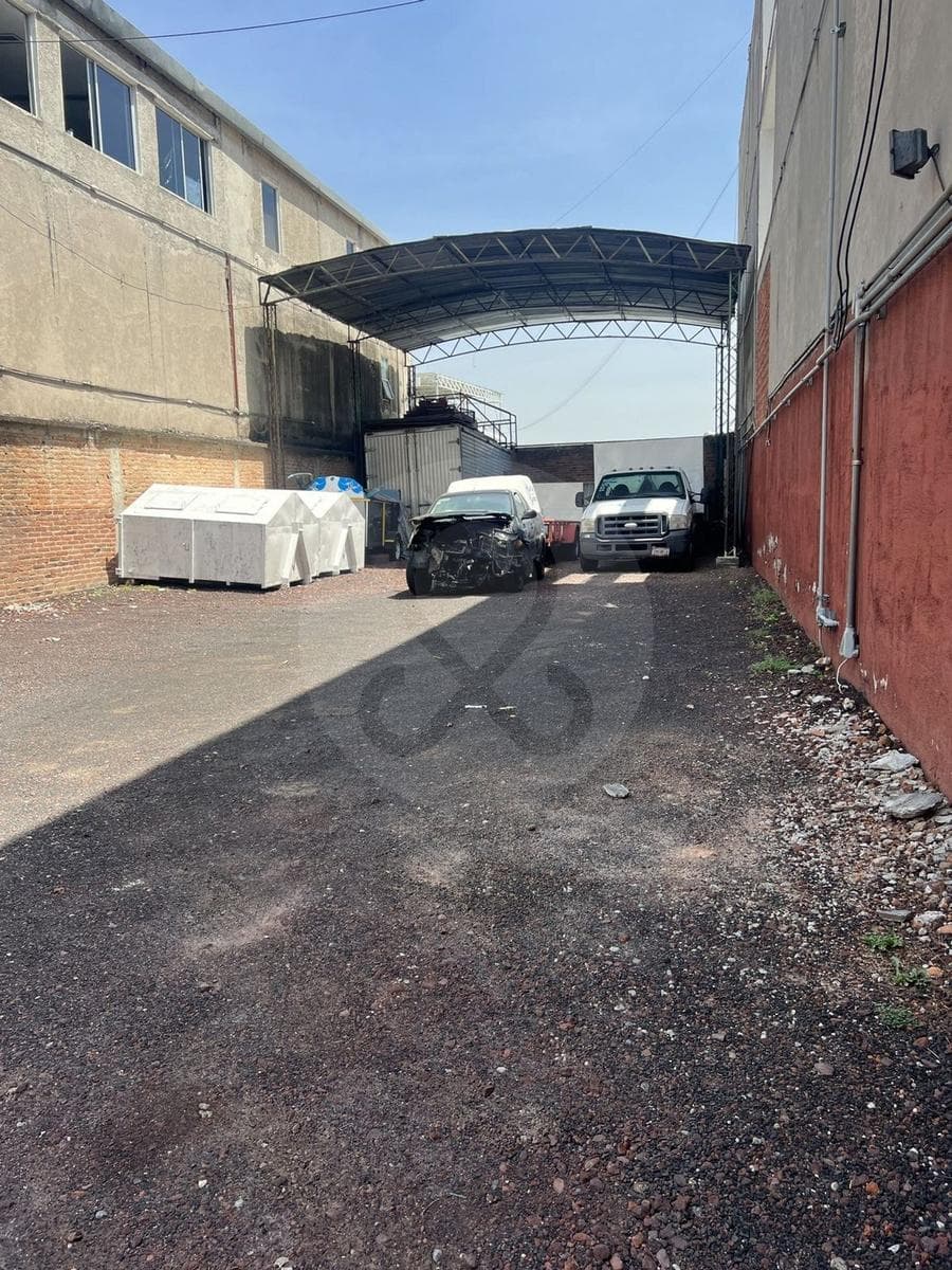 Venta Terreno Calzada las Aguilas - 1