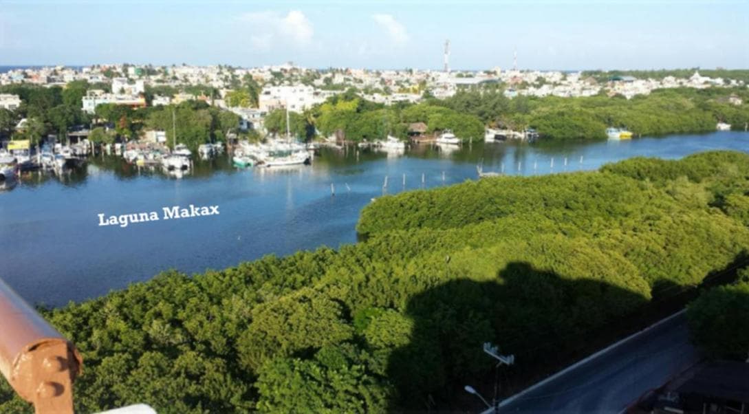 Terreno comercial en Isla Mujeres - 1