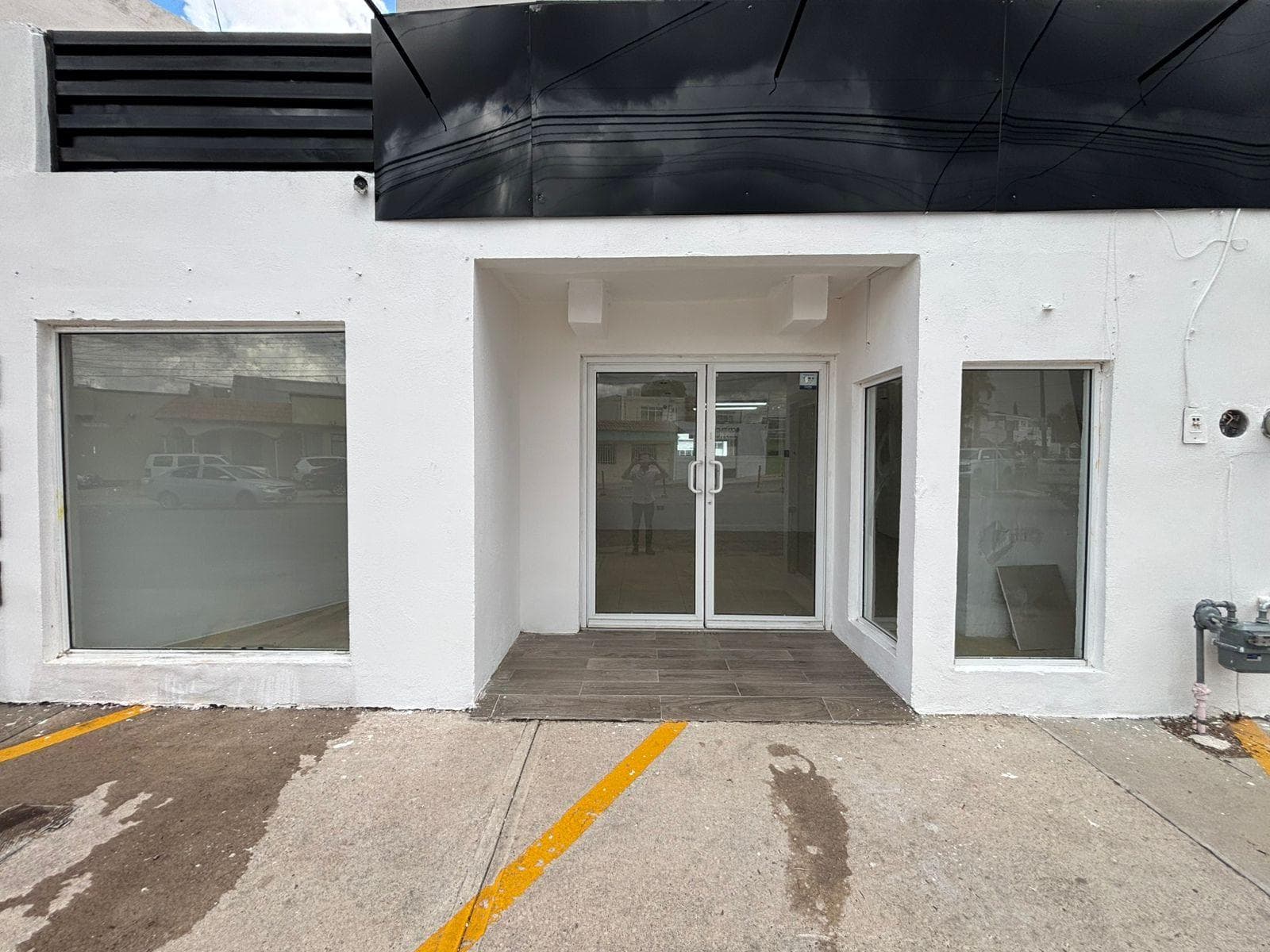 Departamento en VENTA CON LOCAL EN LA COL. BUROCRATA - 1