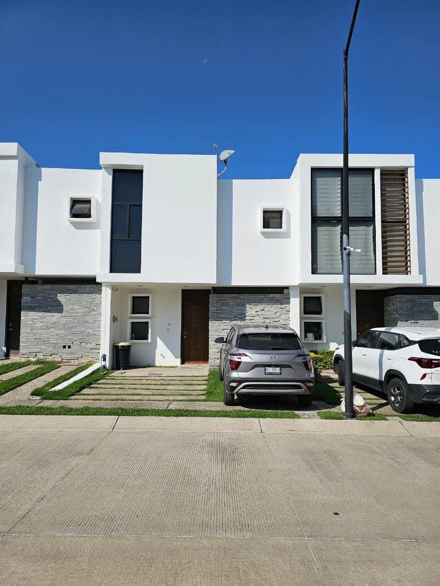 Casa en condominio Amueblada en Fraccionamiento Corales 1 Fraccionamiento Rincon del Cielo - 1