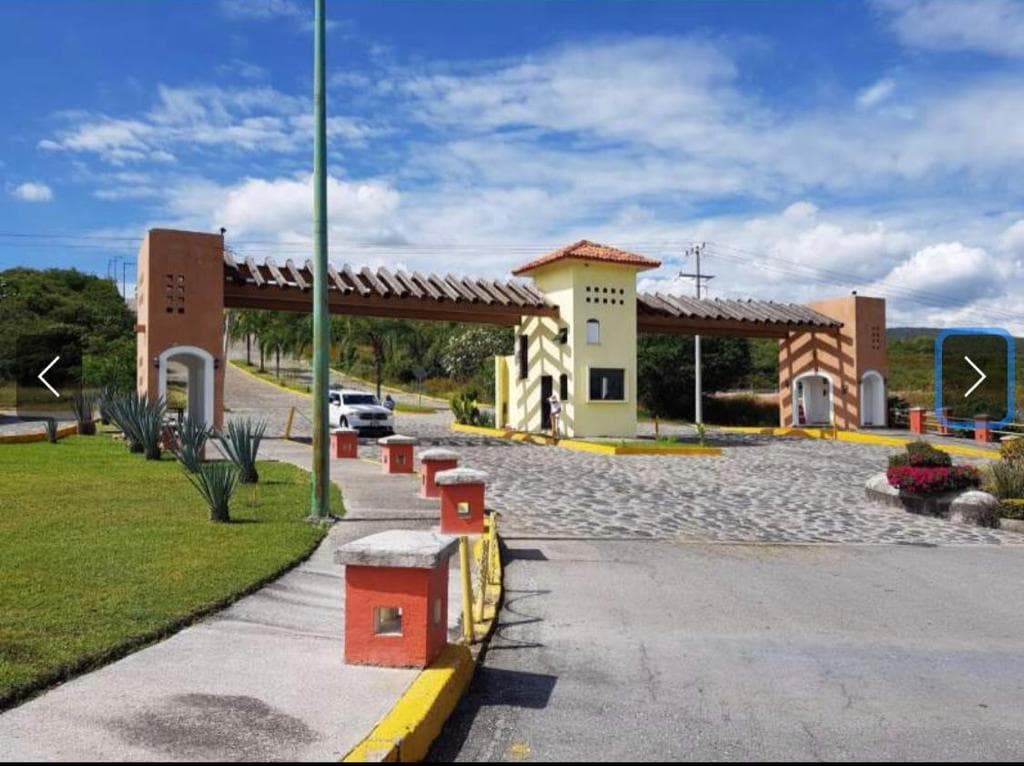 Gran Lote en VENTA en Fraccionamiento Residencial - 1