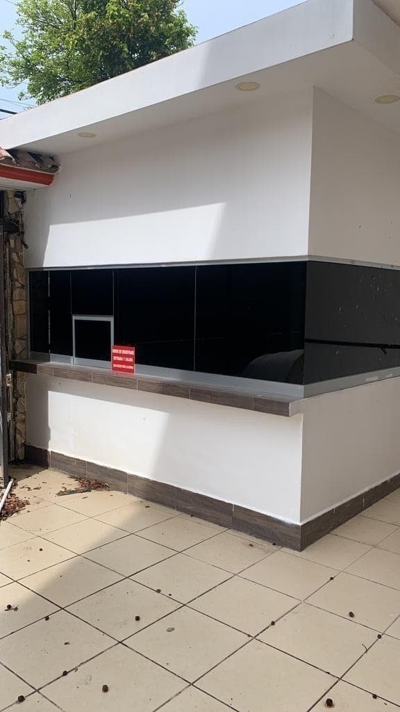 SE RENTA EDIFICIO EN TERÁN - 1