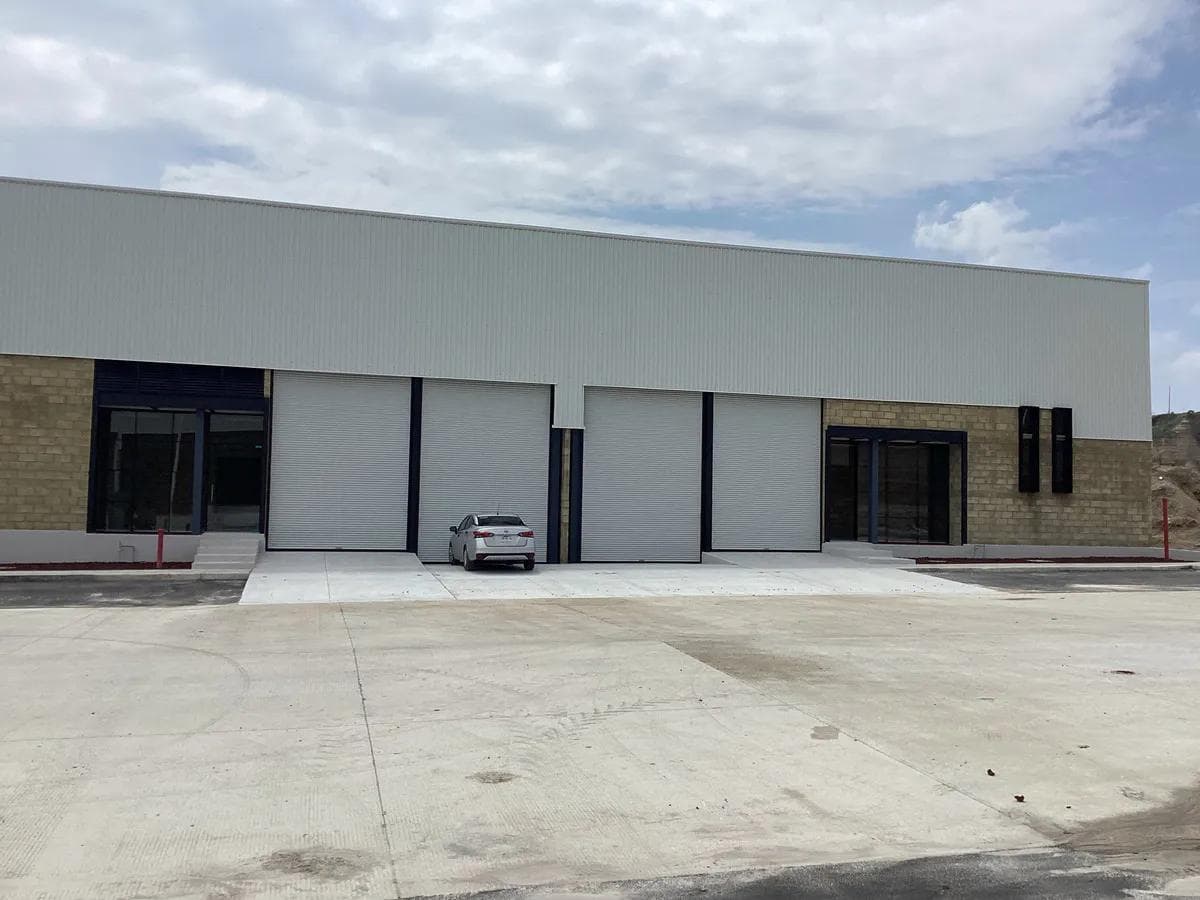 BODEGA EN RENTA EN ZAPOPAN - 1
