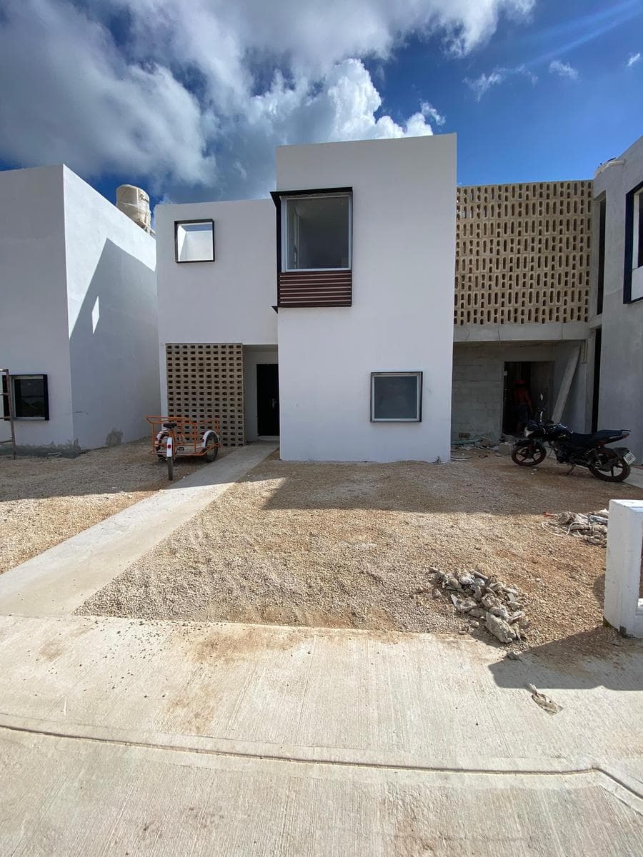 Casa en Venta en Kanasín - 1
