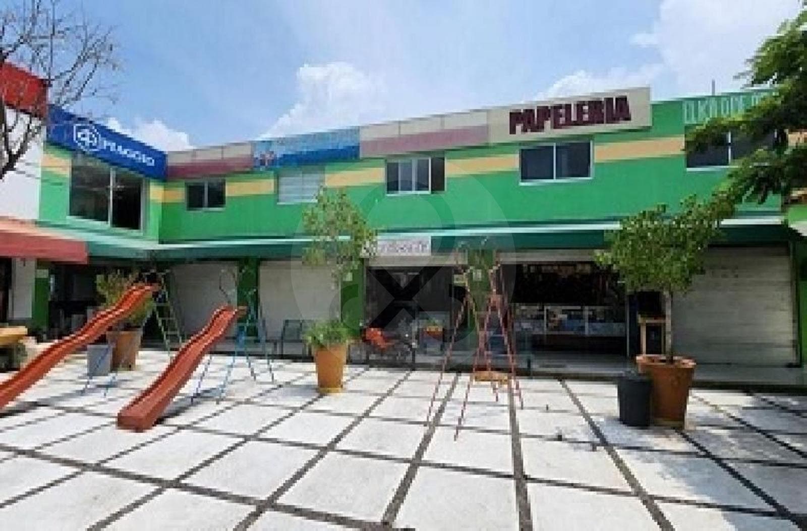 EXCELENTE OPORTUNIDAD PLAZA COMERCIAL EN VENTA TLAJOMULCO - 1
