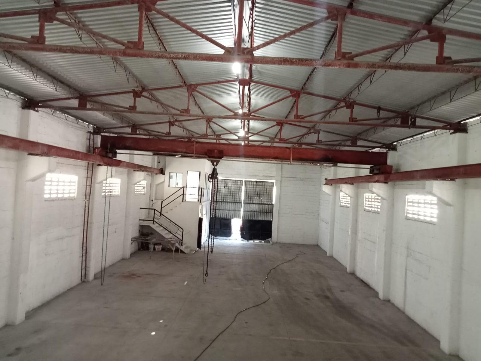 Bodega Industrial en Laguna de La Puerta - 1