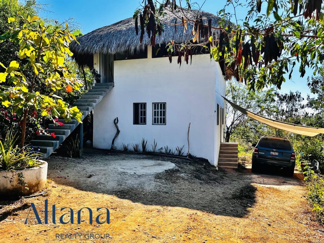 Casa en en venta en Mazunte a 5 minutos de la playa principal - 1