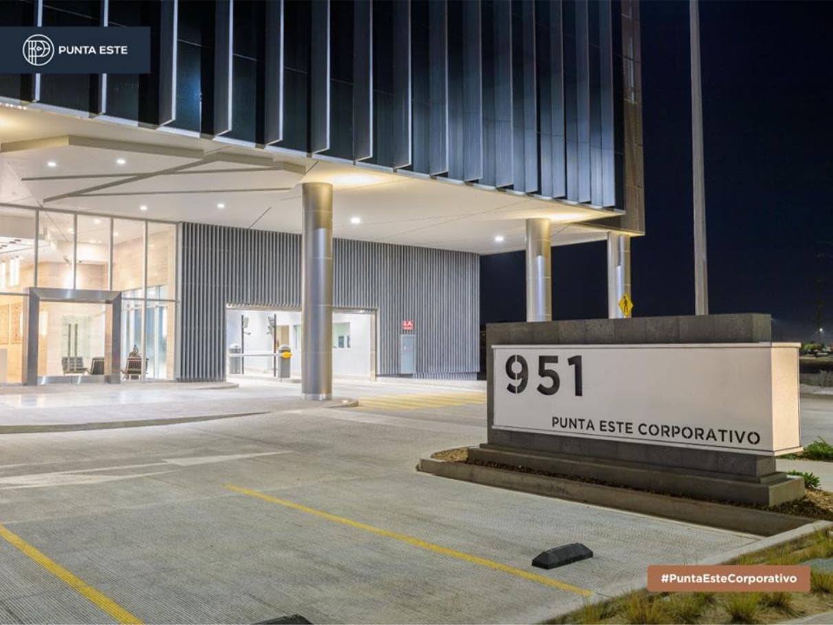 Oficina en Renta - 1