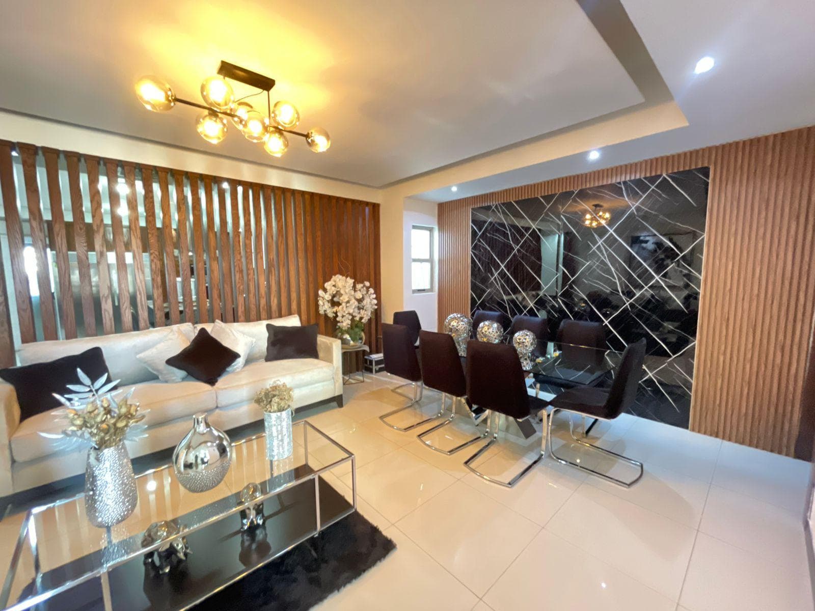 Casa en VENTA EN DELICIAS - 1