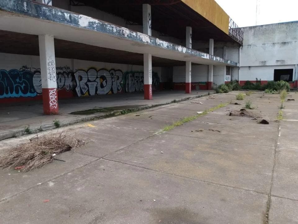 VENTA/RENTA DE BODEGA EN LA COLONIA INDEPENDENCIA EN TOLUCA - 1
