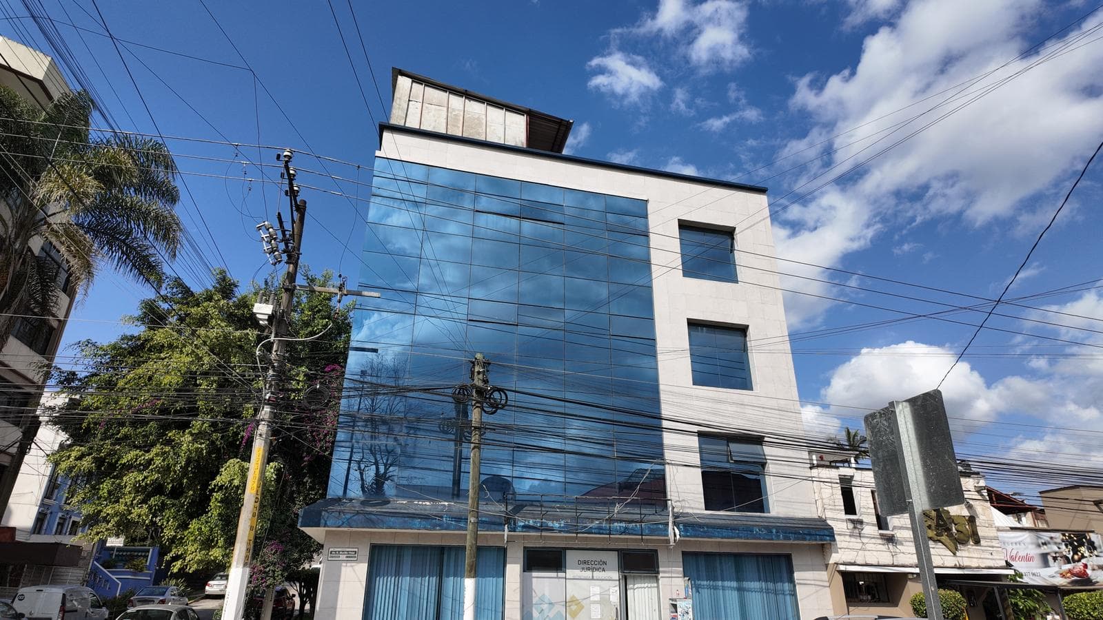 Edificio Completo en Av. Murillo Vidal - 1