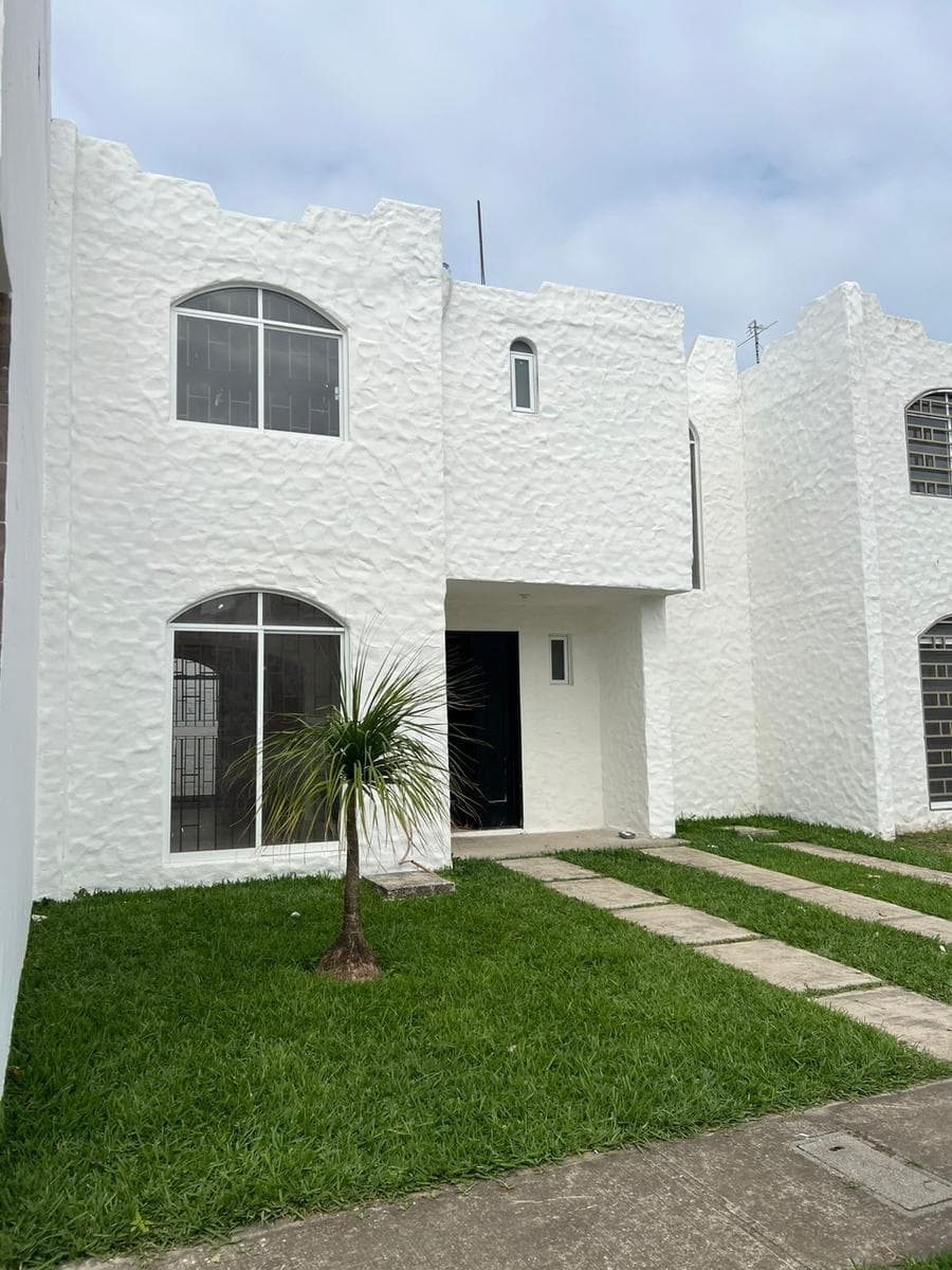 Casa en venta en Fracc. Playa de Vacas, Veracruz - 1