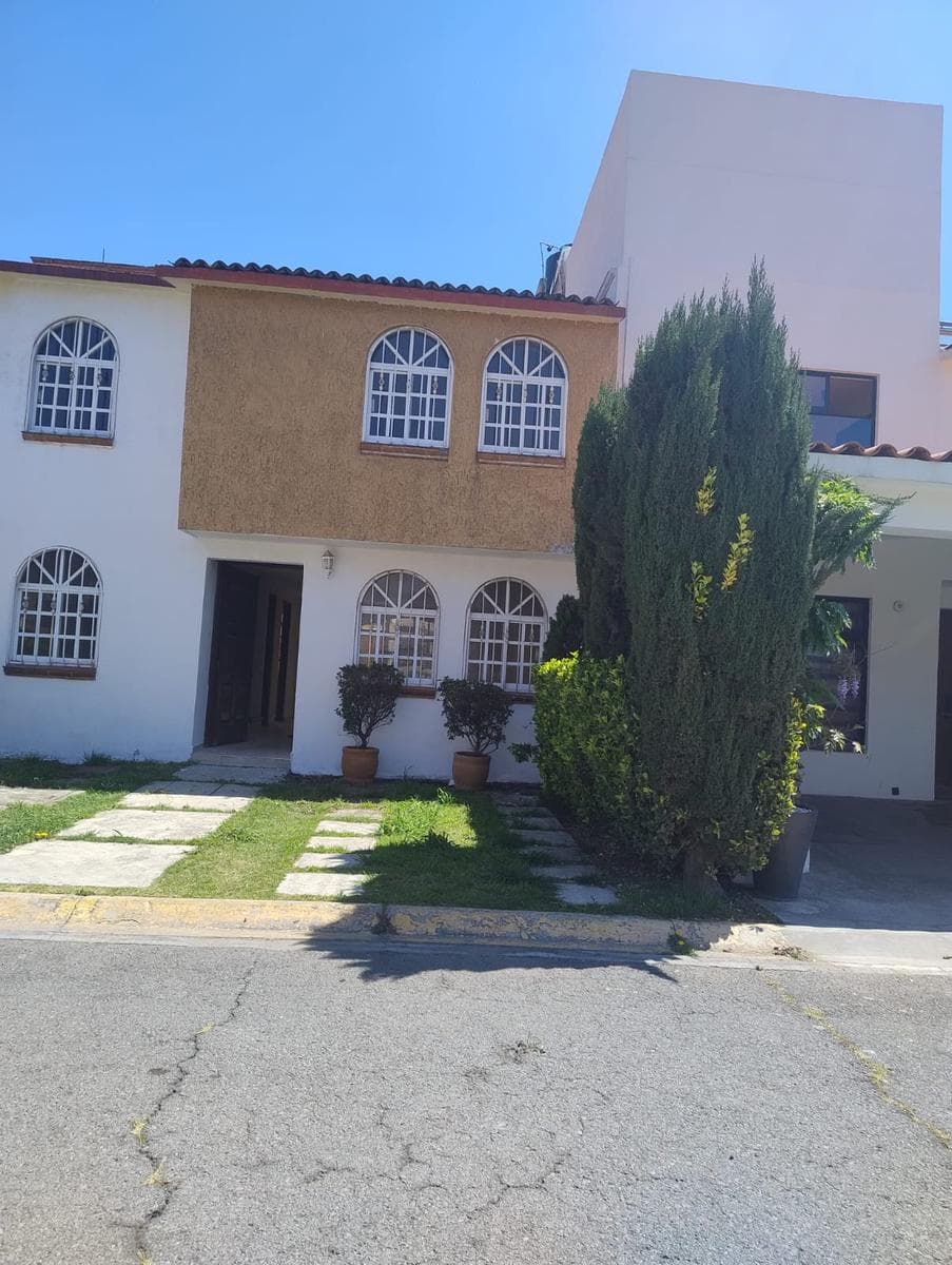 Casa en Valles de la Hacienda - 1