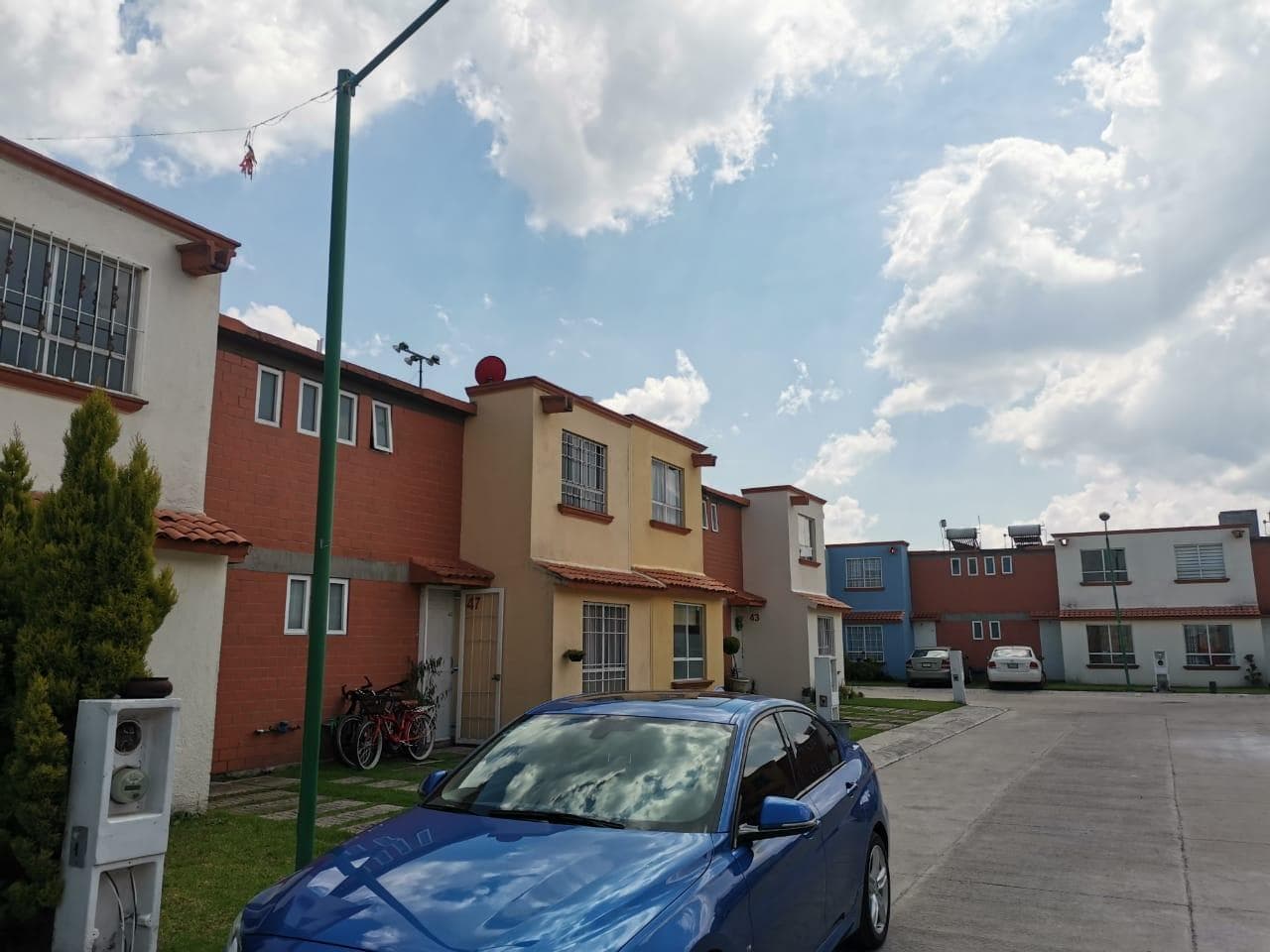 CASA EN VENTA FRACC. SAN ANTONIO LA ISLA A 15 MINUTOS DE GALERIAS METEPEC - 1