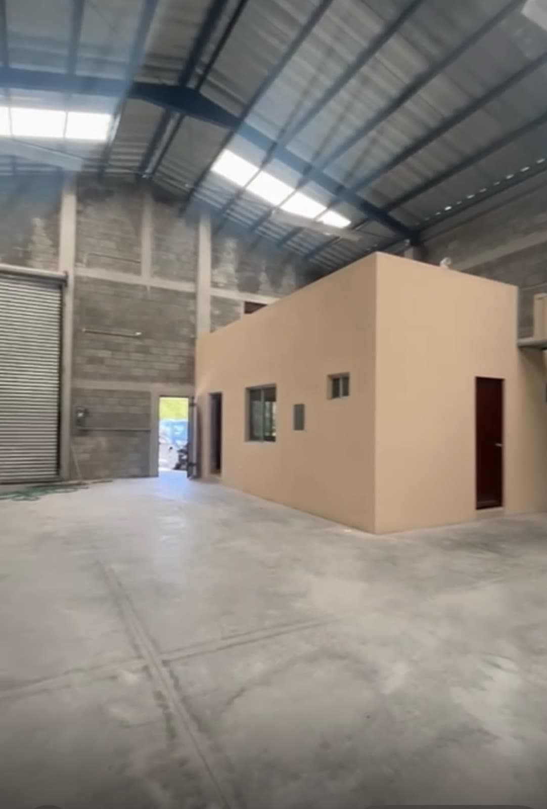 Depósito - Bosques De Los Nogales - 1