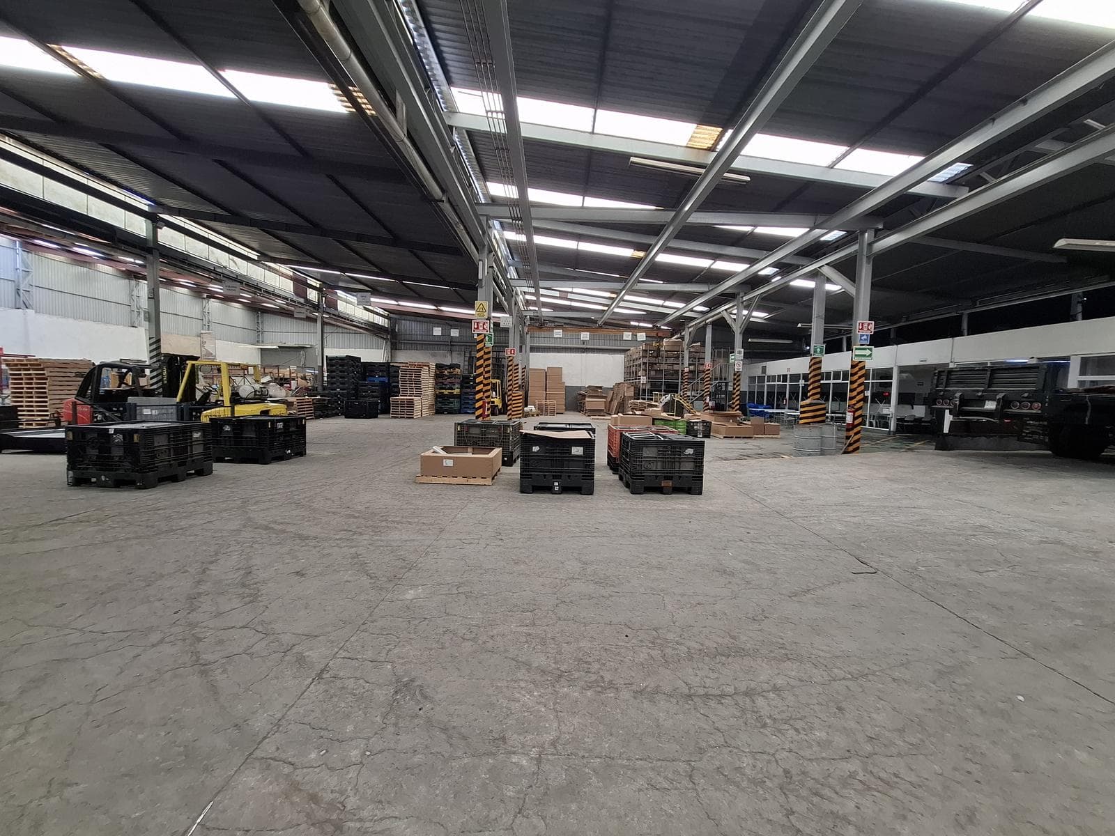 Bodega Industrial en Venta en Xochimilco - 1