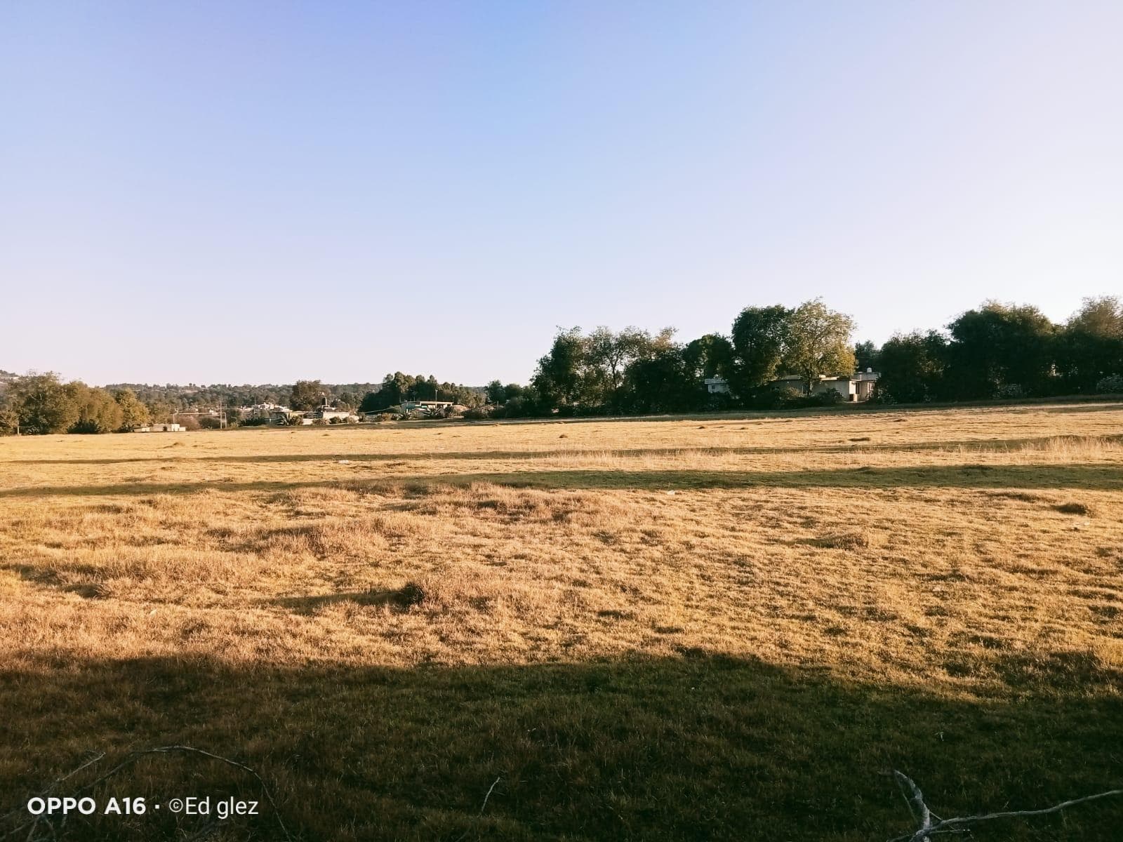 TERRENO EN VENTA EN VILLA VICTORIA - 1