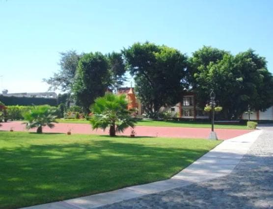 Hotel en venta en Gabriel Tepepa, Cuautla - 1