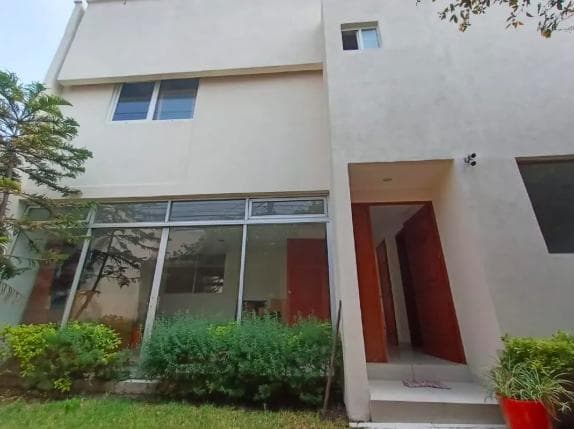 casa en venta en calle cerrada en san jeronimo, jardín - 1