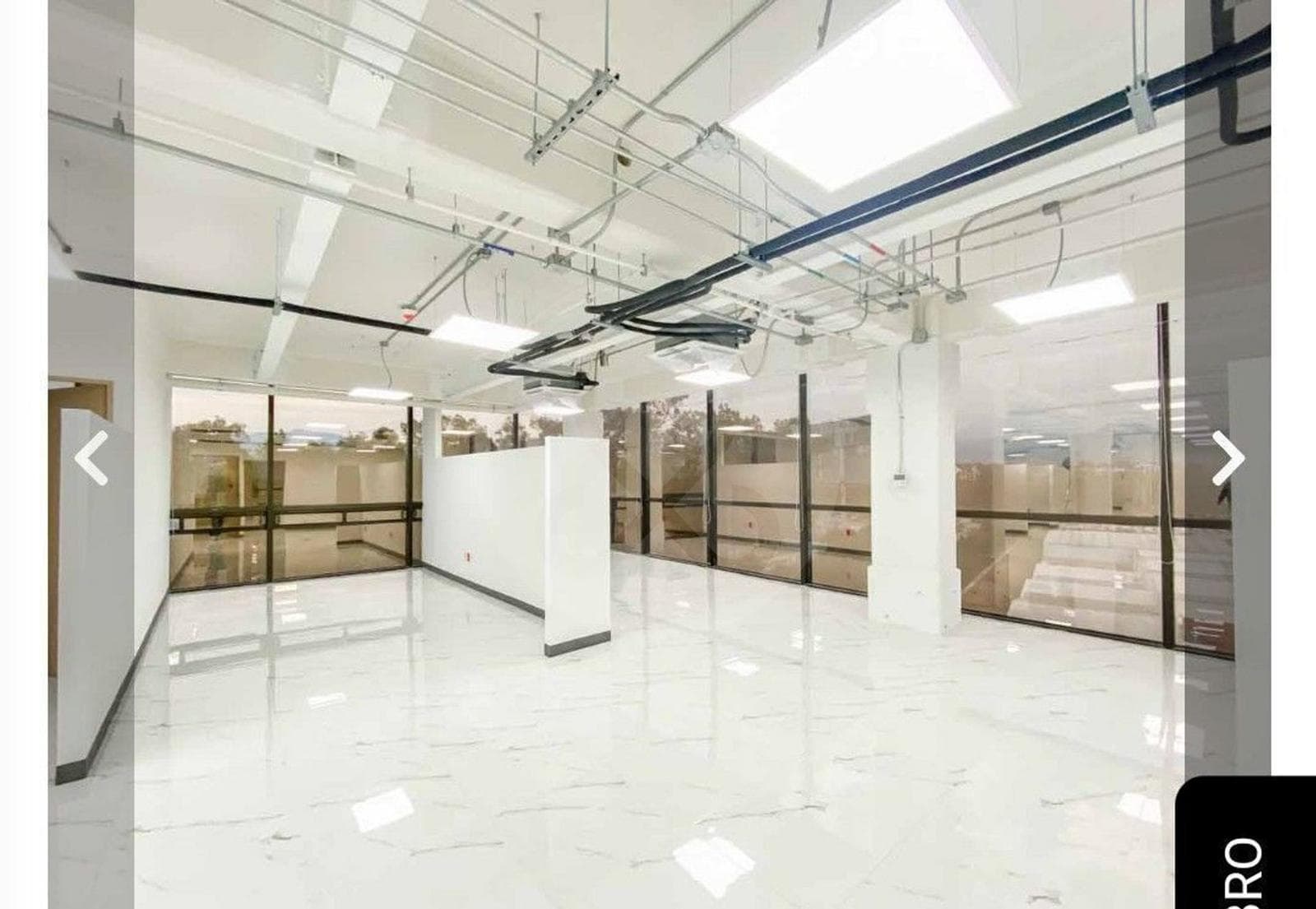 SE RENTA OFICINA EN PERIFERICO SUR $20 x M2 - 1