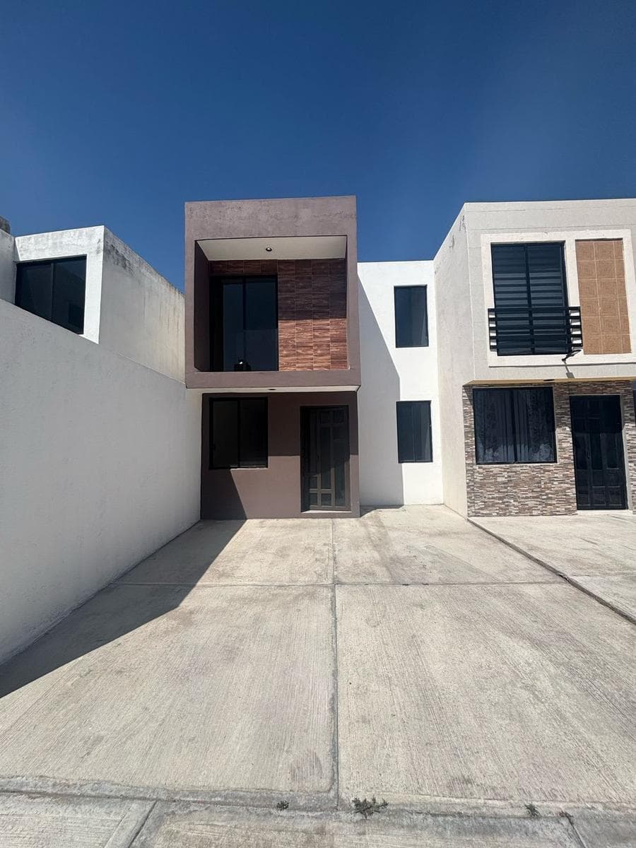 Casas en venta con tres habitaciones en Belen, Tlaxcala - 1