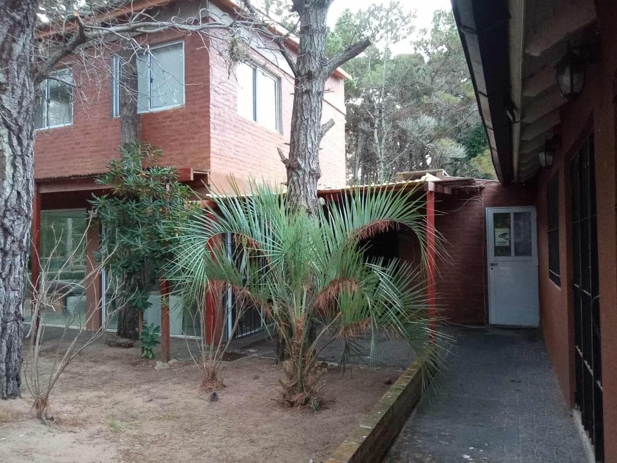 Casa en venta - 2 Dormitorios 2 Baños - 120Mts2 - Nueva Atlantis - 1