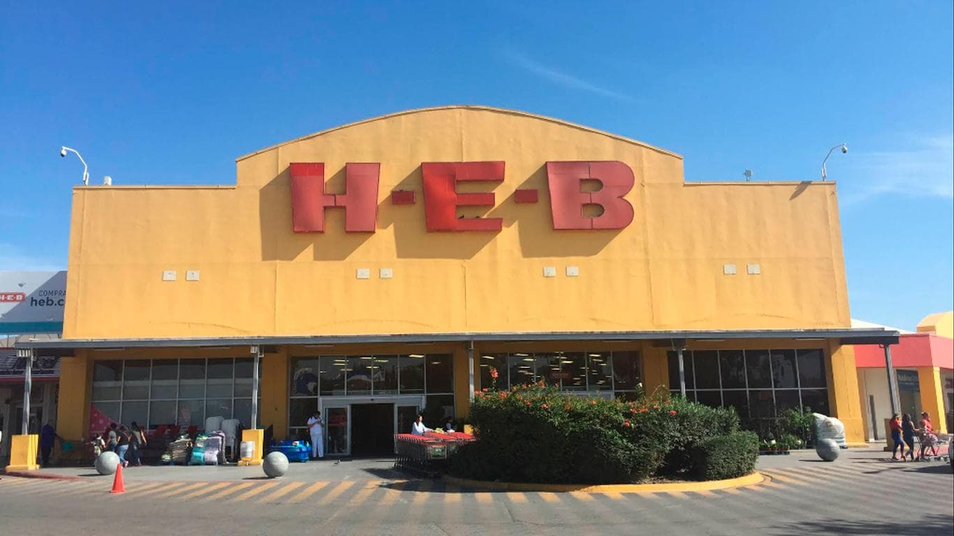 Local en Renta HEB Nuevo Laredo, Tamaulipas - 1