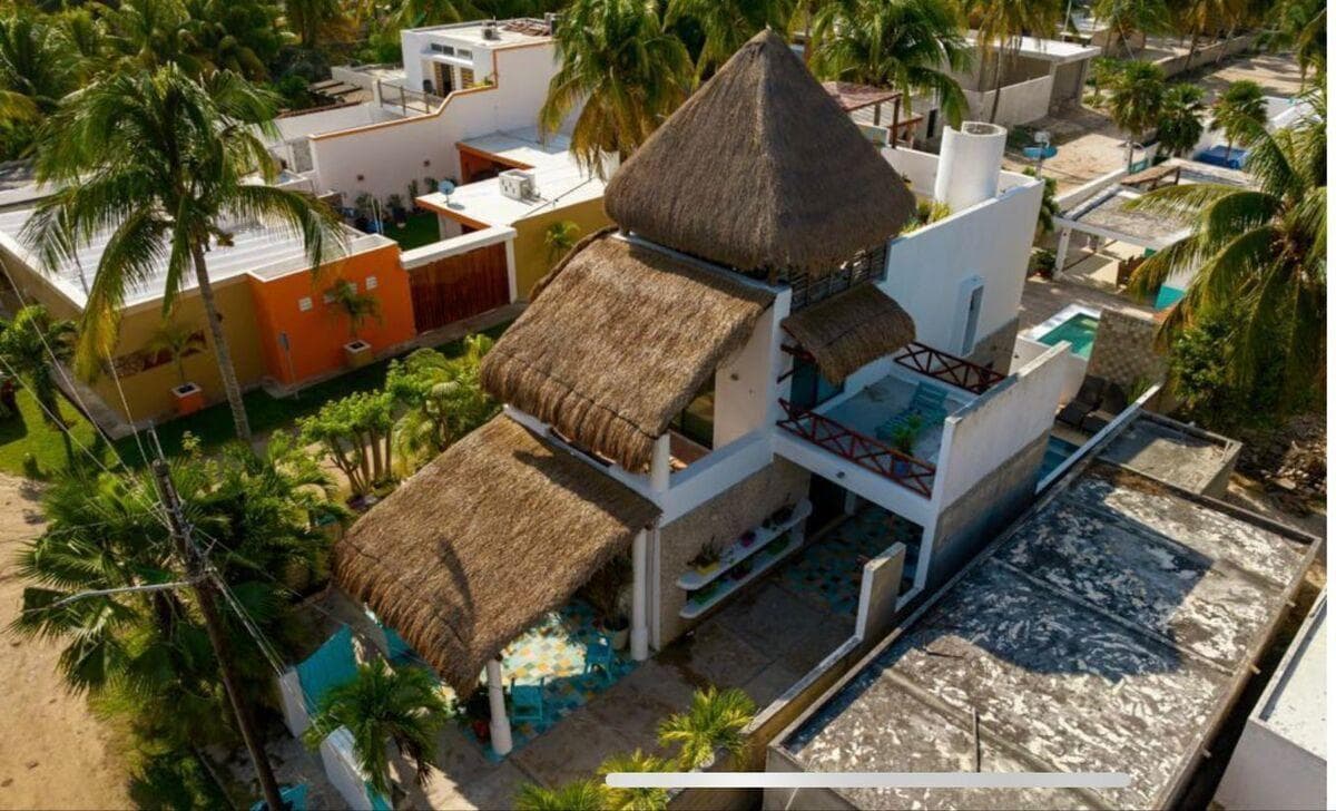 VENTA CASA AMUEBLADA EN PLAYA HUNUCMA, YUCATÁN - 1