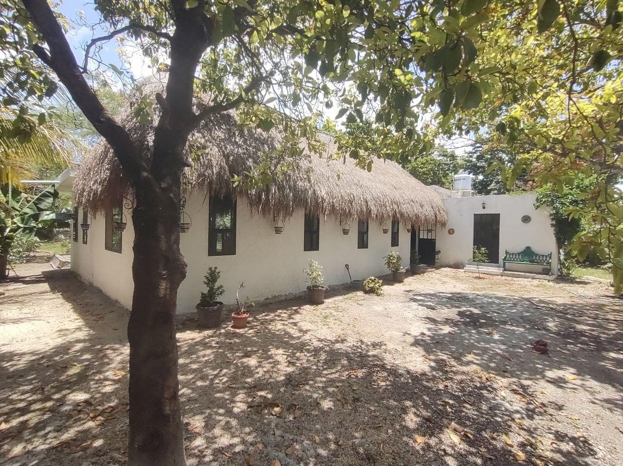 Casa en venta en Calderitas 989 m2 a 1.5 esquinas del mar - 1