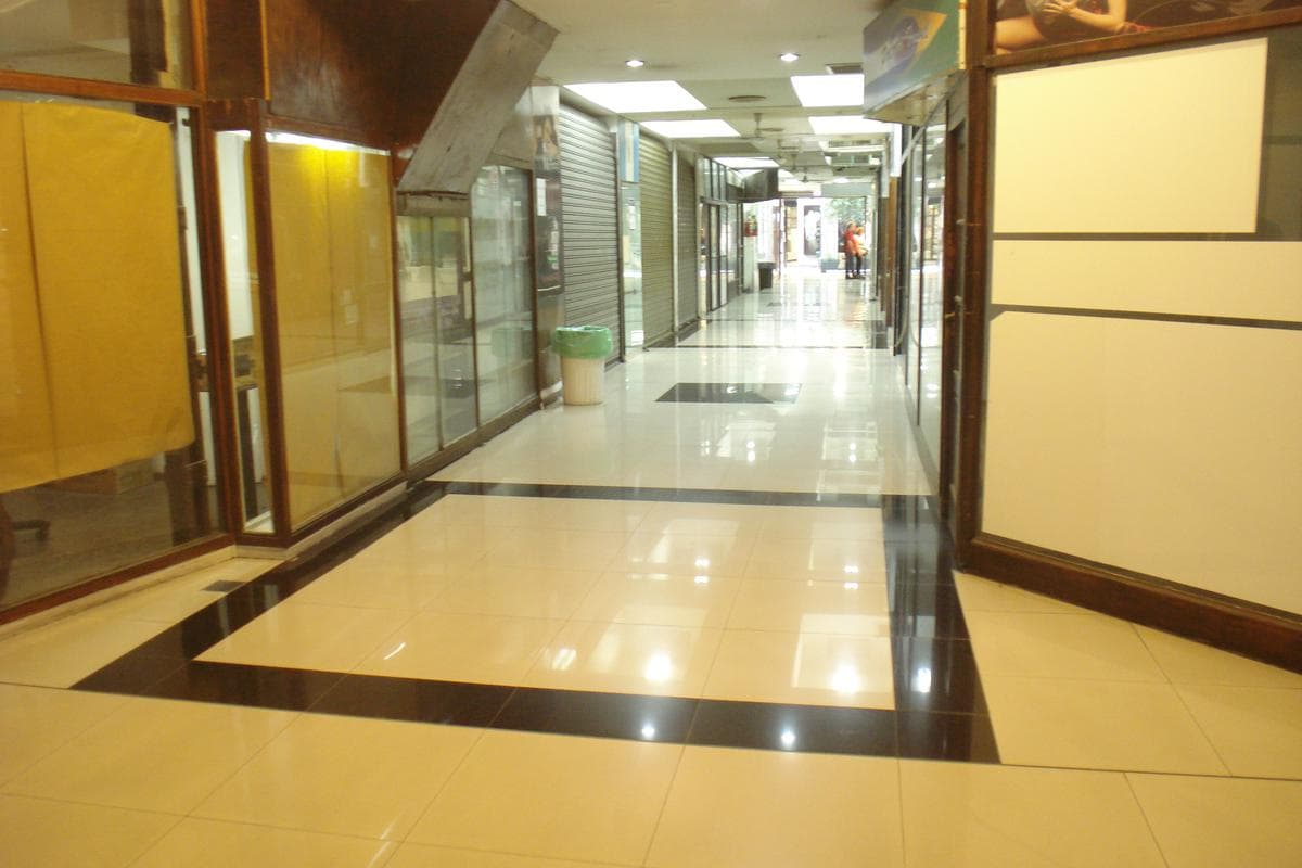 Local 32,56 m² Galería calle Florida próximo Pza San Martín/Galerías Pacífico. GRAN OPORTUNIDAD! - 1