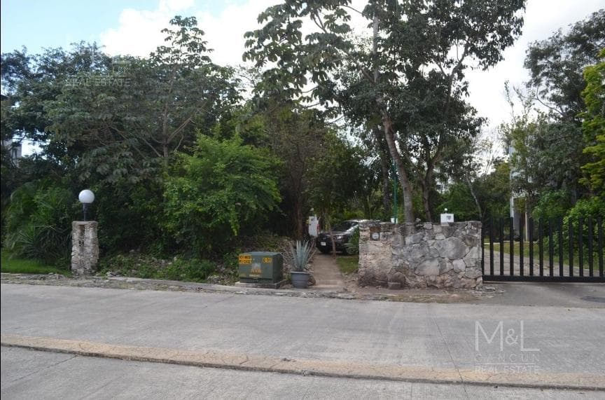 Terreno residencial exclusivo residencial selvamar playa del carmen q.roo - 1
