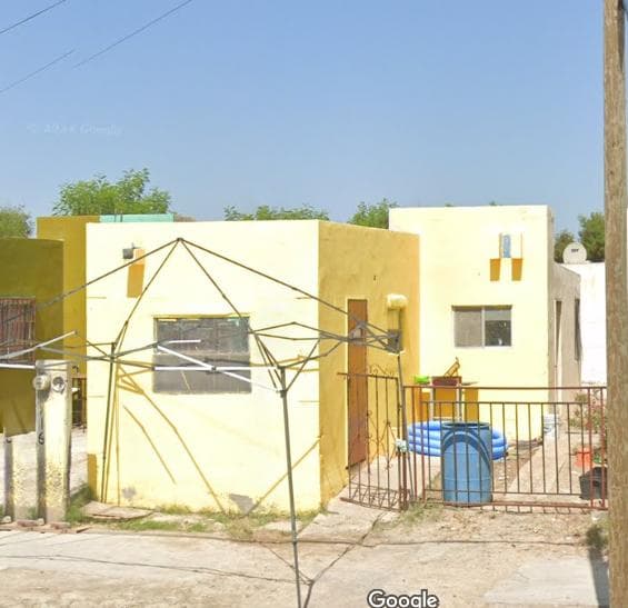 Casa en Villas de San Miguel, Nuevo Laredo, Tamaulipas. - 1