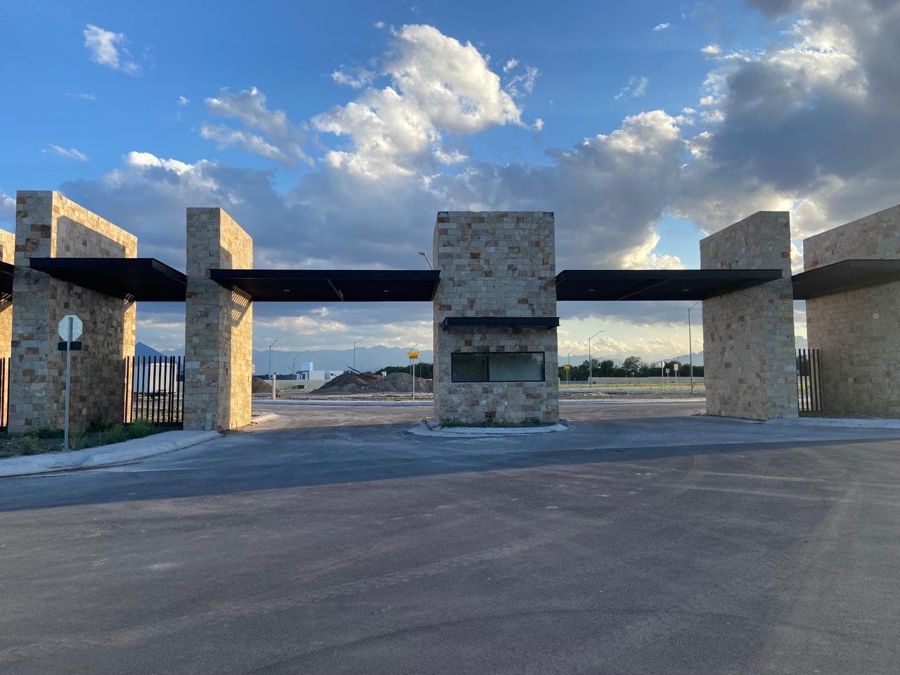 Terreno en Venta en Rinconada Norte, Apodaca - 1