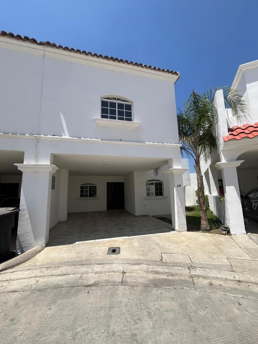 Casa en Renta en Privada Rincon Del Paraíso En Tecate Baja California - 1