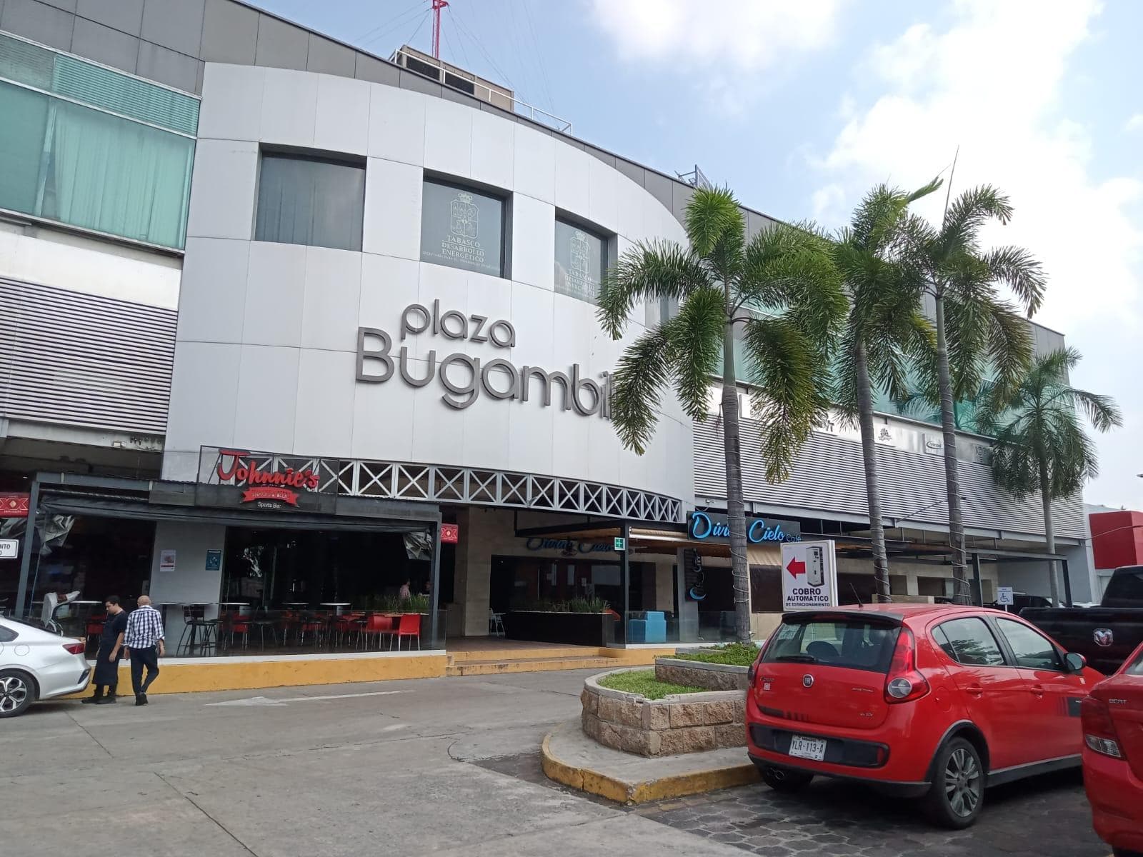Oficina amueblada en Renta Plaza Bugambilia Villahermosa - 1