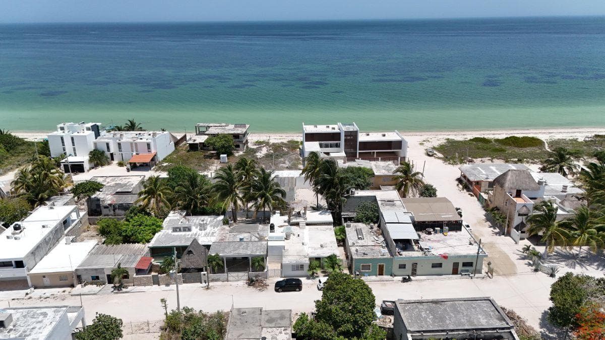 Casa en Pueblo Telchac Puerto - 1