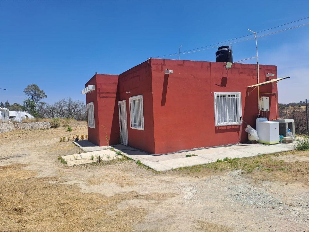 CASA EN VENTA EN EXCLUSIVO FRACCIONAMIENTO RESIDENCIAL EN VILLA DEL CARBON - 1