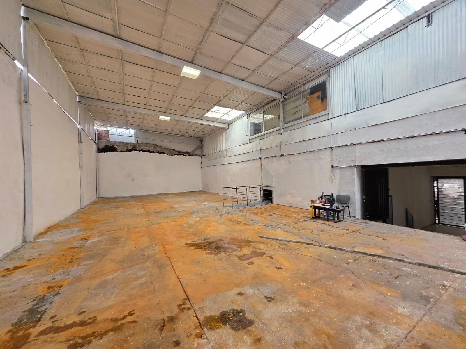 Bodega Industrial en Av. Emiliano Zapata - 1