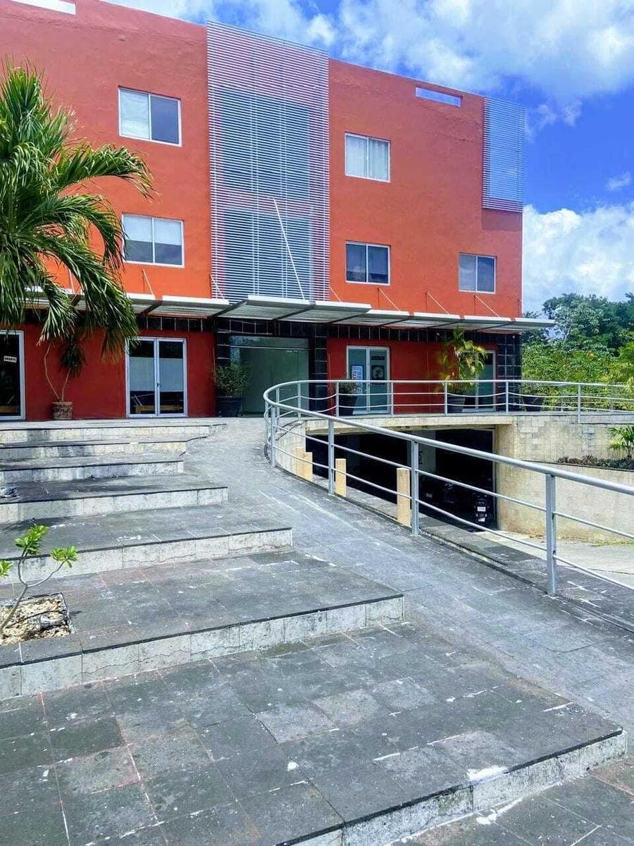 Oficina con terraza - 1