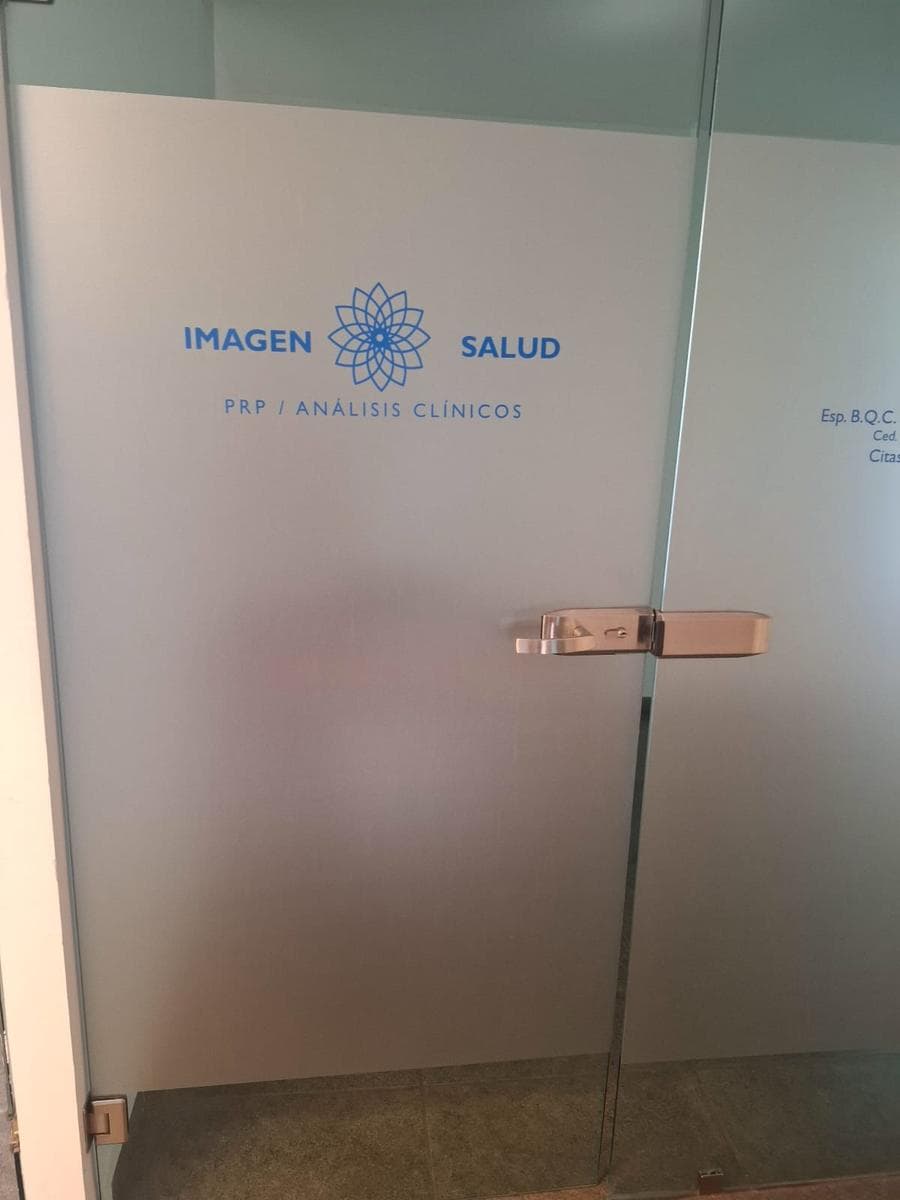 Local en Fraccionamiento Puerta Real - 1