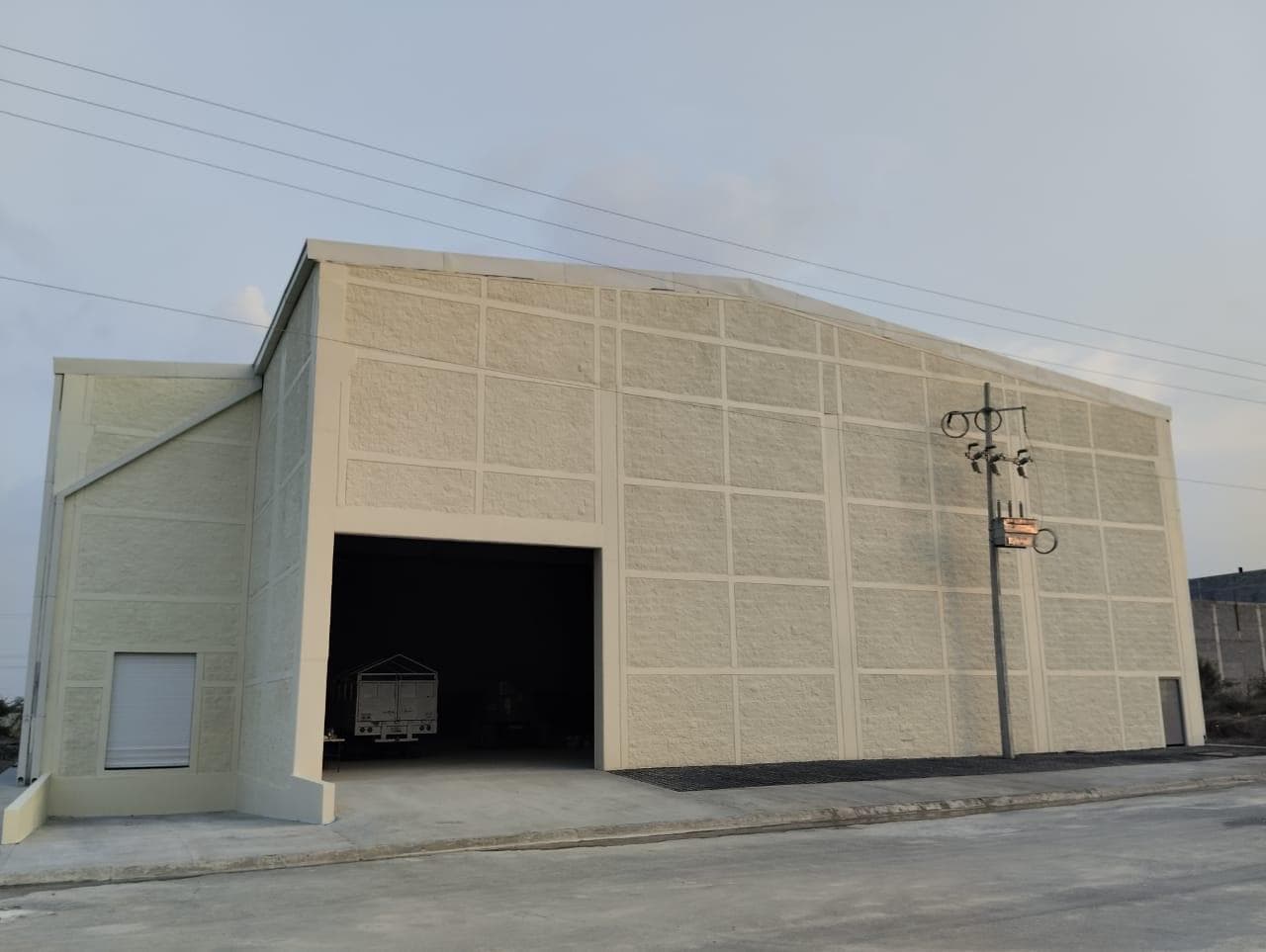Bodega - Renta - Salinas Victoria - Carretera Monterrey Laredo - Escobedo - 1